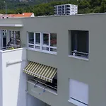 New Penthouse 150 M2 With Private Jacuzzi, Beautiful Sea, City And Island View 公寓 马卡尔斯卡