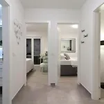New Penthouse 150 M2 With Private Jacuzzi, Beautiful Sea, City And Island View * 马卡尔斯卡