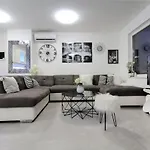 公寓 New Penthouse 150 M2 With Private Jacuzzi, Beautiful Sea, City And Island View