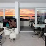 公寓 New Penthouse 150 M2 With Private Jacuzzi, Beautiful Sea, City And Island View *