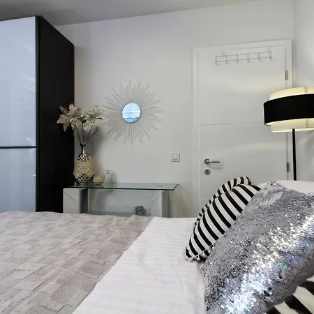 Lägenhet New Penthouse 150 M2 With Private Jacuzzi, Beautiful Sea, City And Island View