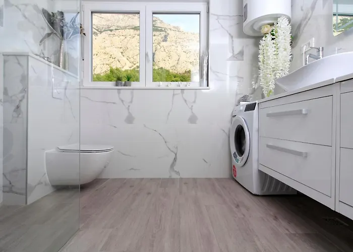 Apartman New Penthouse 150 M2 With Private Jacuzzi, Beautiful Sea, City And Island View *