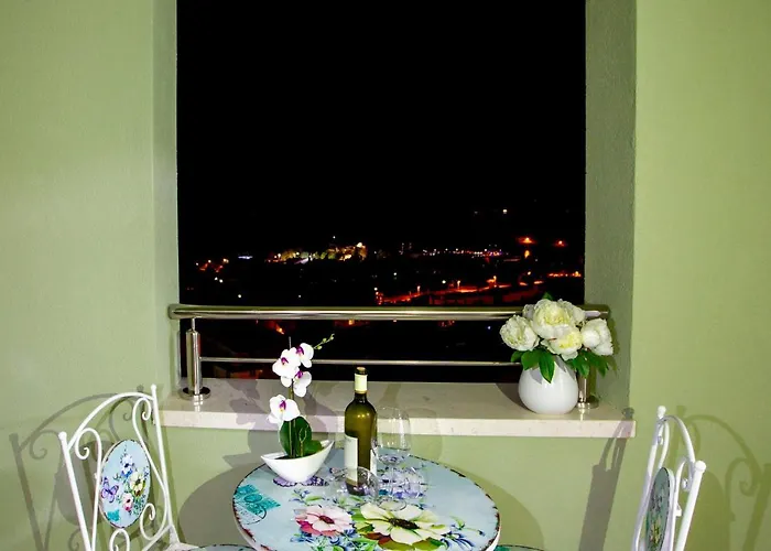 Apartman New Penthouse 150 M2 With Private Jacuzzi, Beautiful Sea, City And Island View *