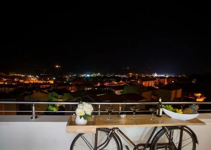 Apartman New Penthouse 150 M2 With Private Jacuzzi, Beautiful Sea, City And Island View