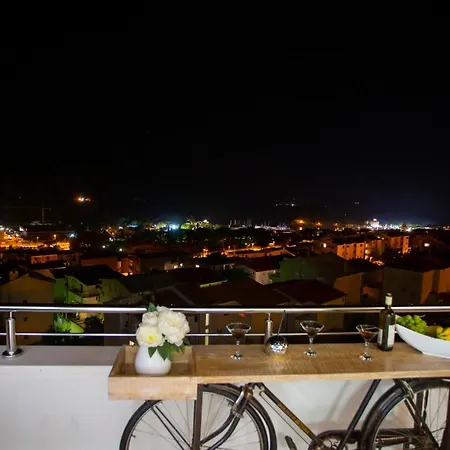 דירה New Penthouse 150 M2 With Private Jacuzzi, Beautiful Sea, City And Island View